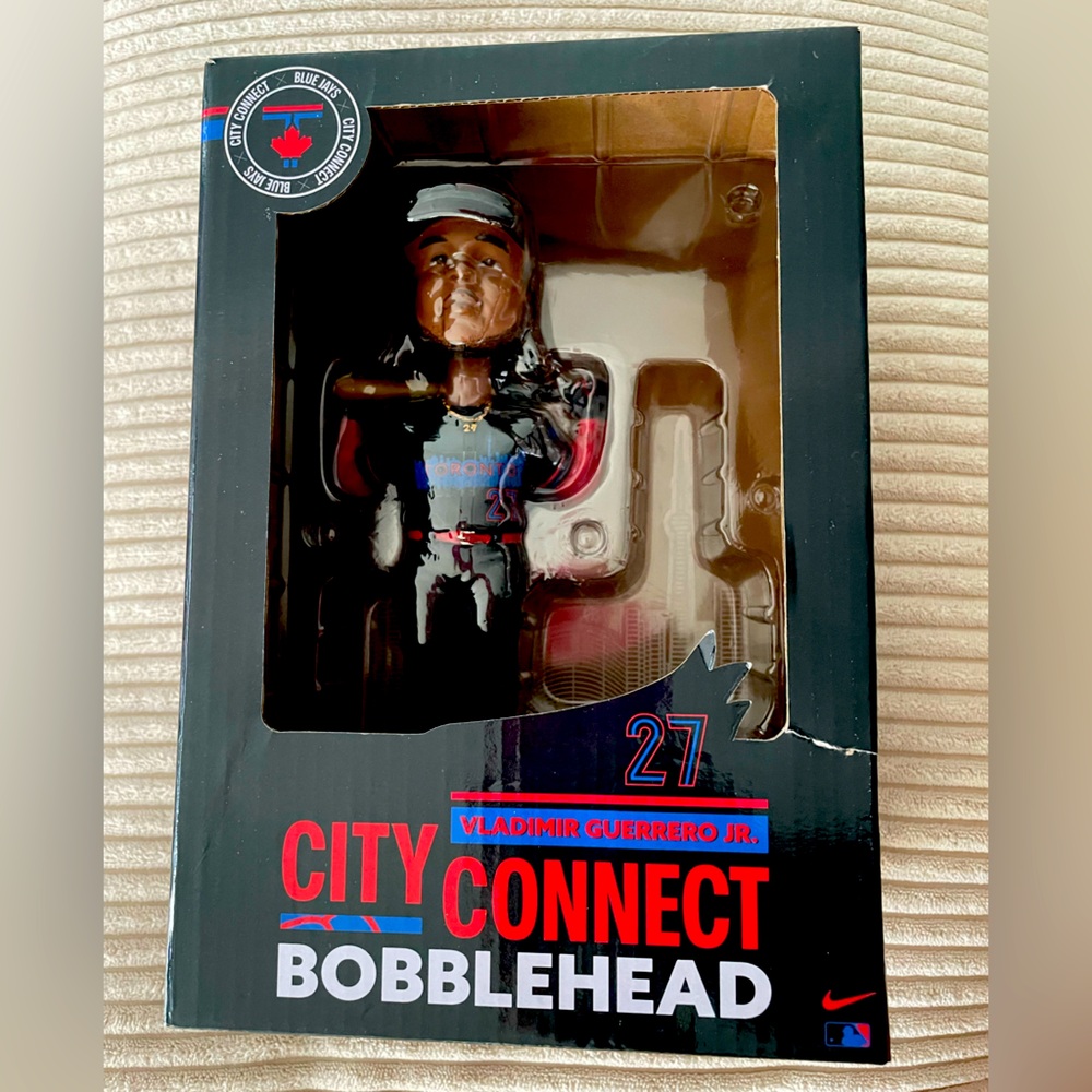 BNIB Toronto Blue Jays Vladimir Guerrero Jr City Connect Bobblehead Collectable